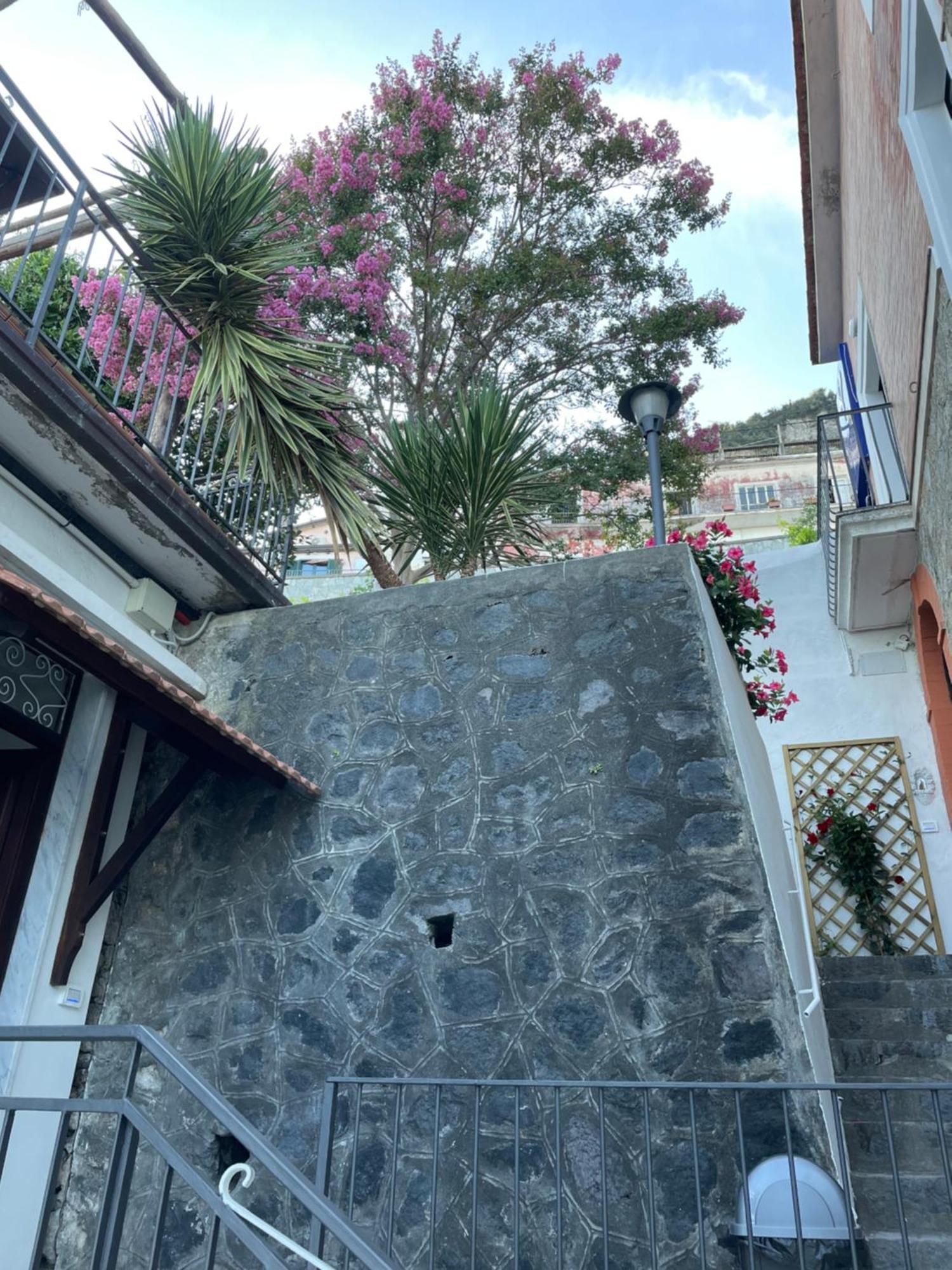 Villa Pino Furore Exteriér fotografie
