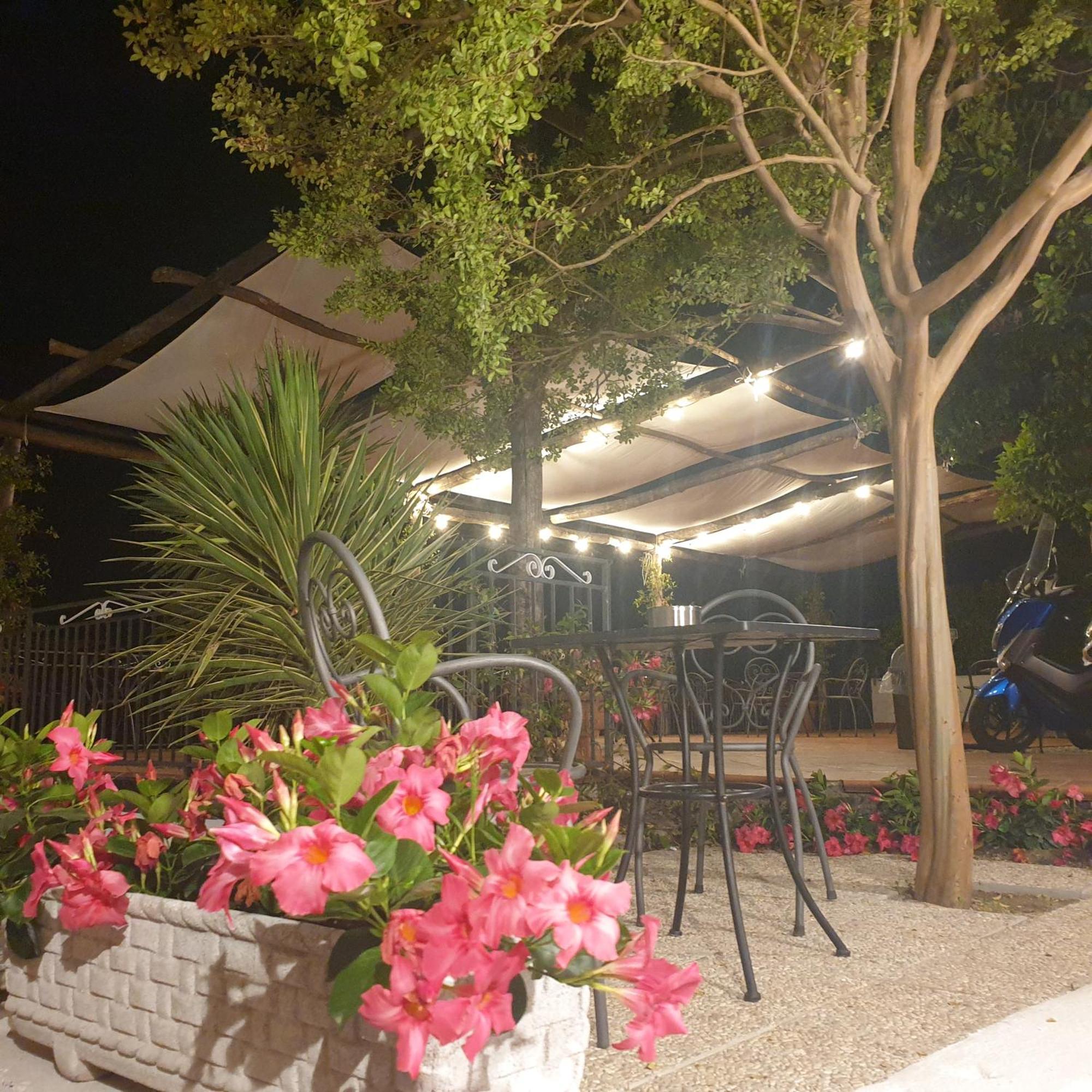 Villa Pino Furore Exteriér fotografie