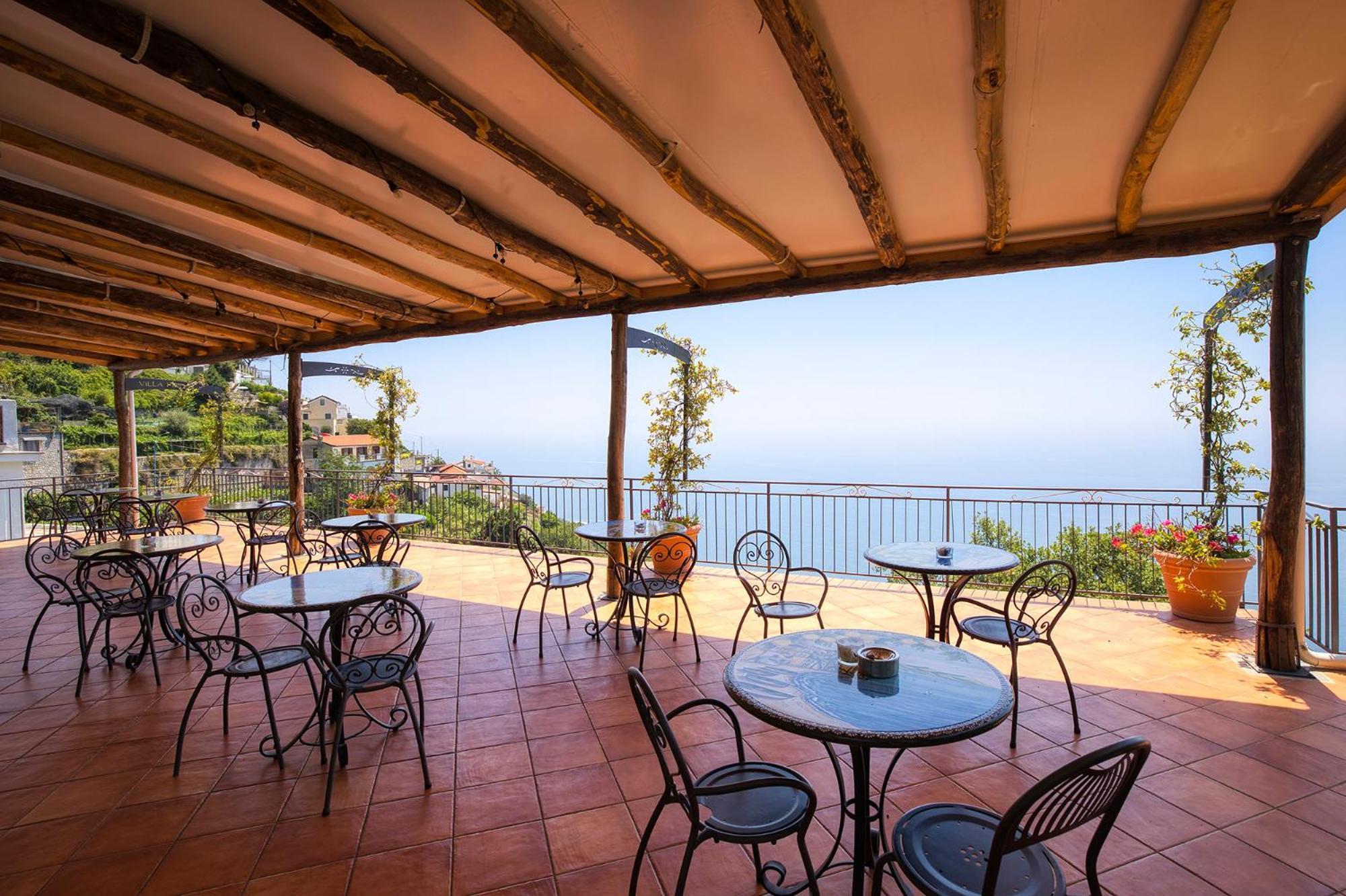 Villa Pino Furore Exteriér fotografie