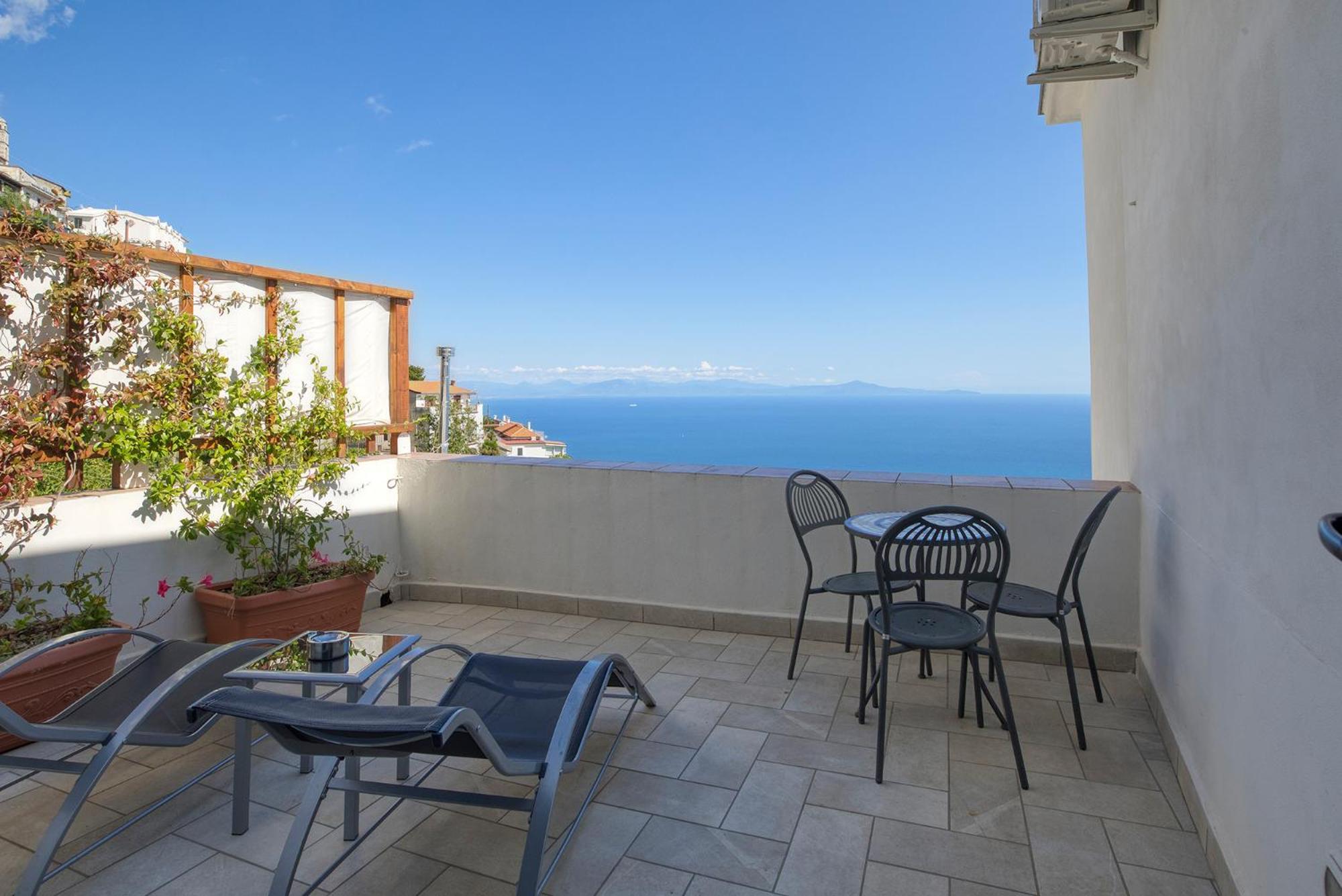 Villa Pino Furore Exteriér fotografie