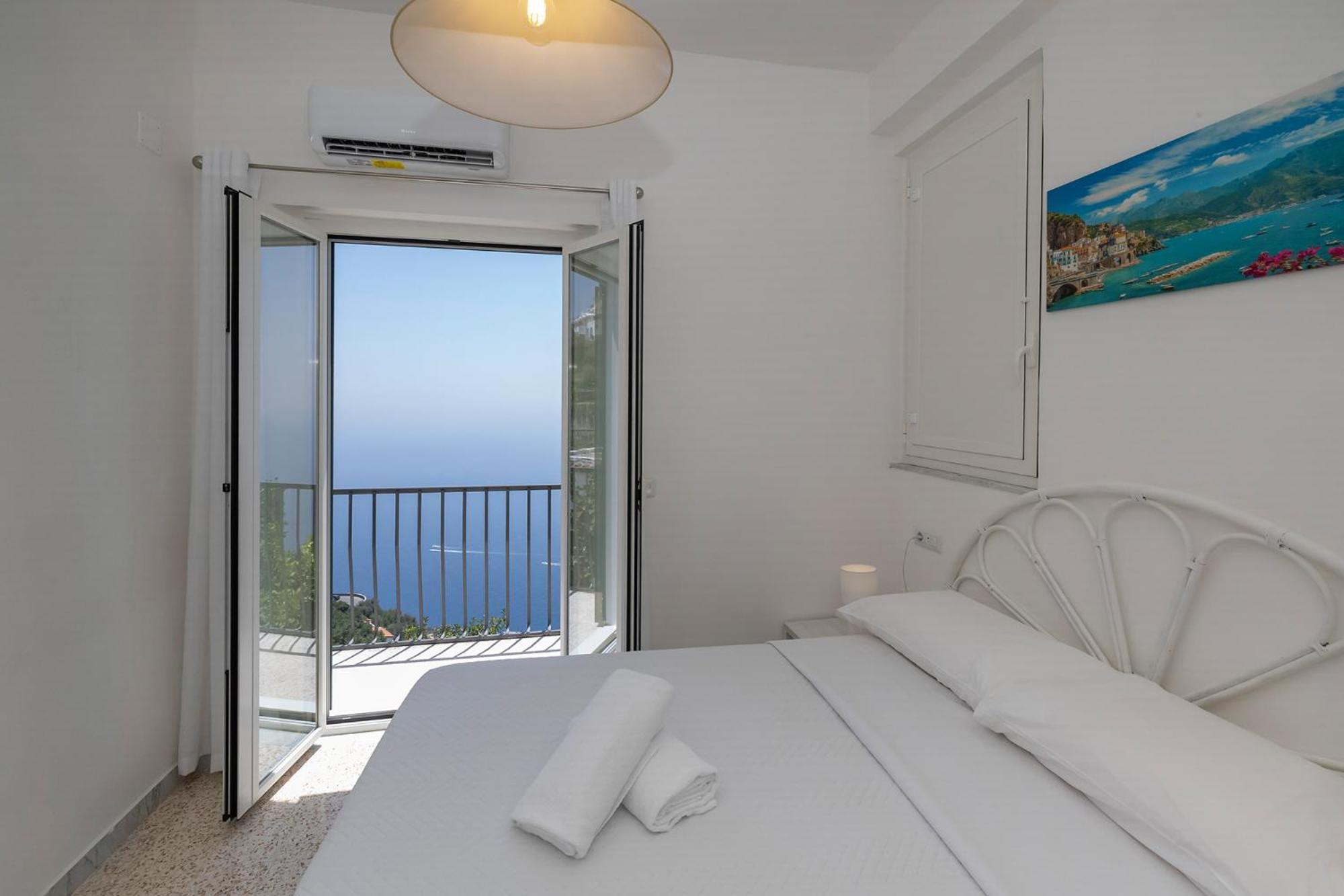 Villa Pino Furore Exteriér fotografie