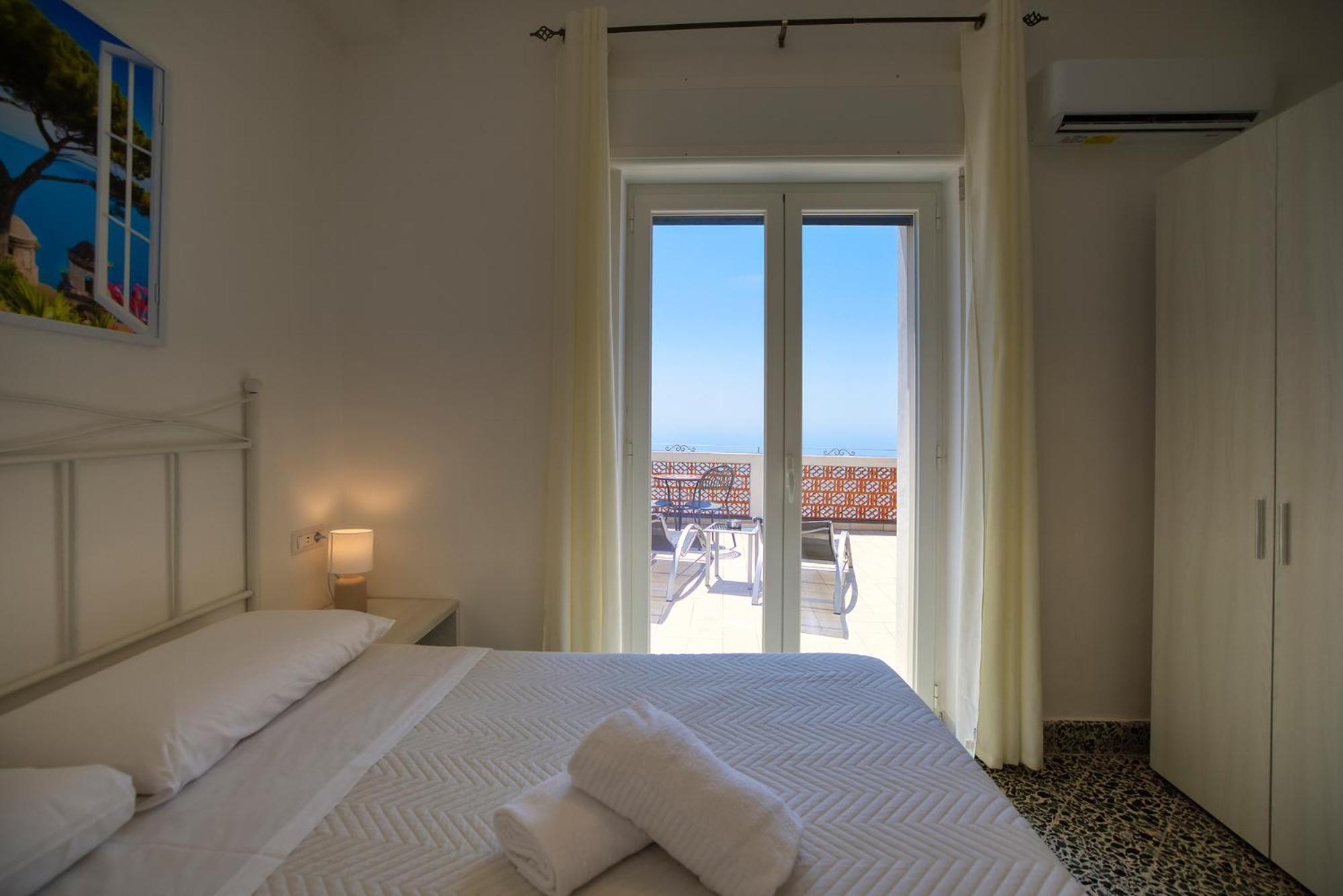Villa Pino Furore Exteriér fotografie
